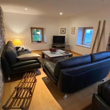 Des Hauts De La Piquante Pierre Bed & Breakfast