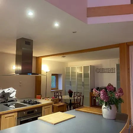 Des Hauts De La Piquante Pierre Bed & Breakfast